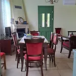 Country Villa Athéras