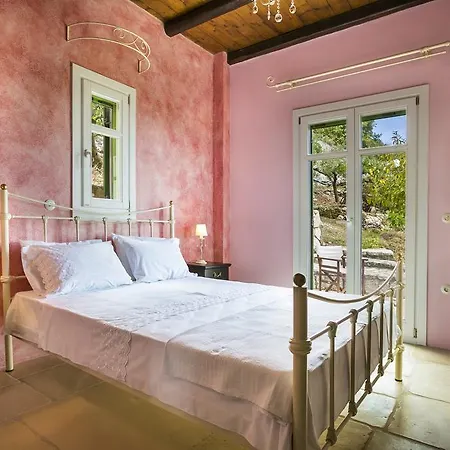 Villa Country Athérasz